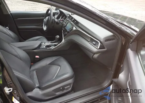 2018 Toyota Camry Xse z USA, uszkodzony, nr VIN 4T1B61HK4JU148516